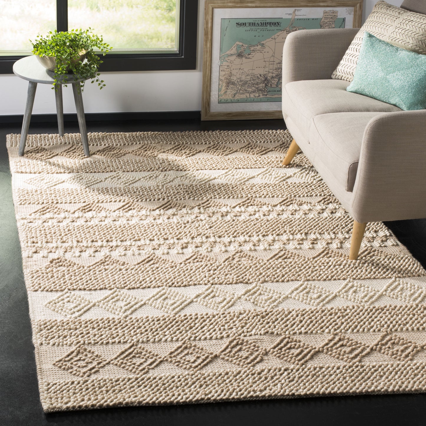 Minimalist Boho Pattern Rug - Ivory and Beige Geometric Design