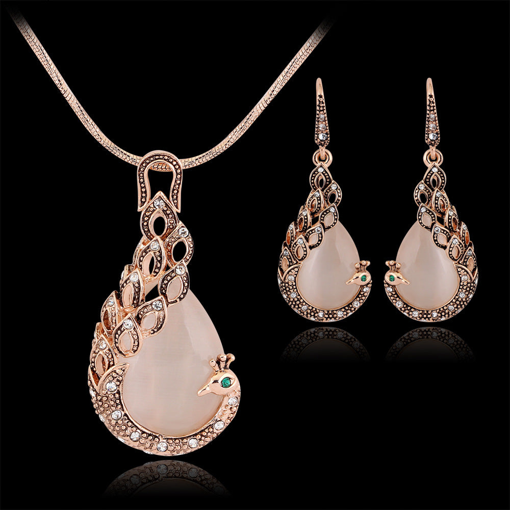 Exquisite Peacock Jewelry Set